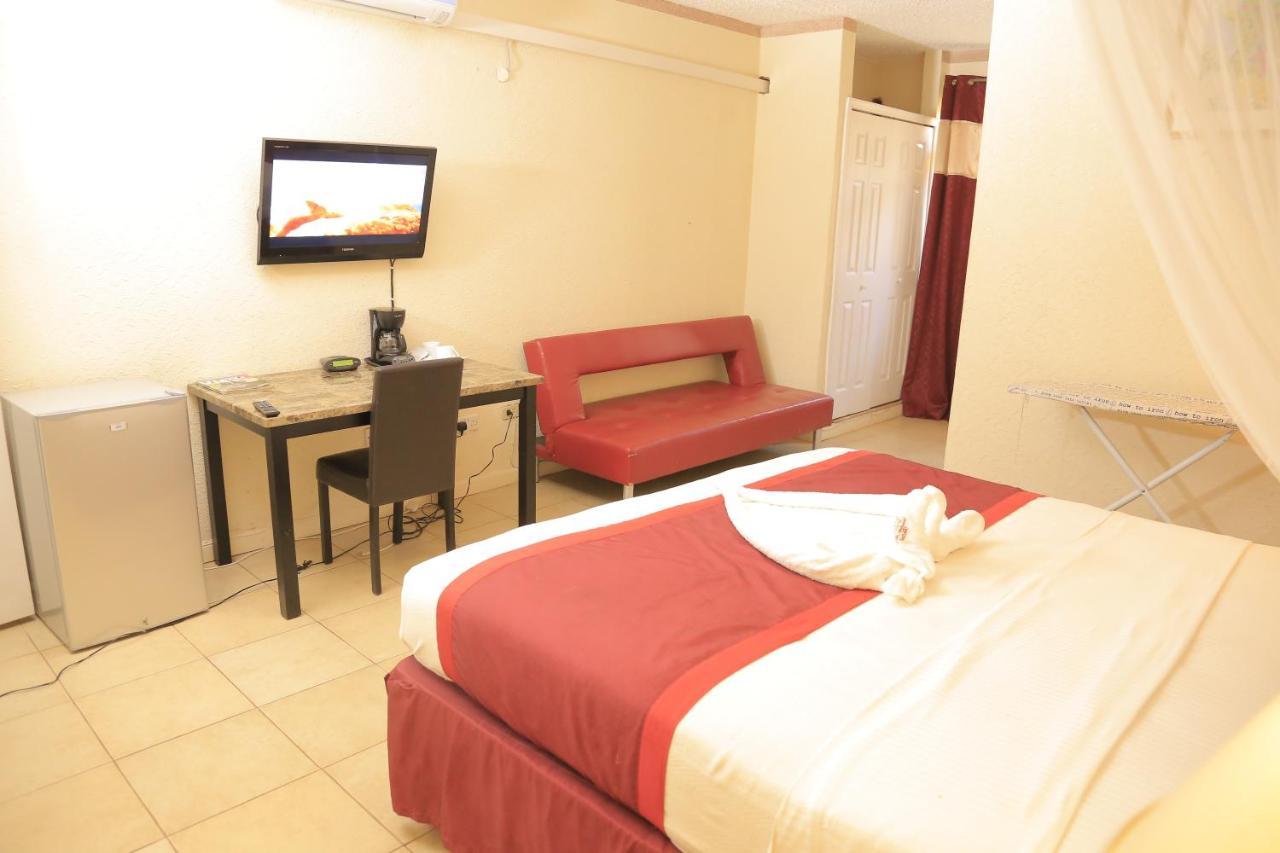 Executive Airport Hotel Ентебе Екстериор снимка