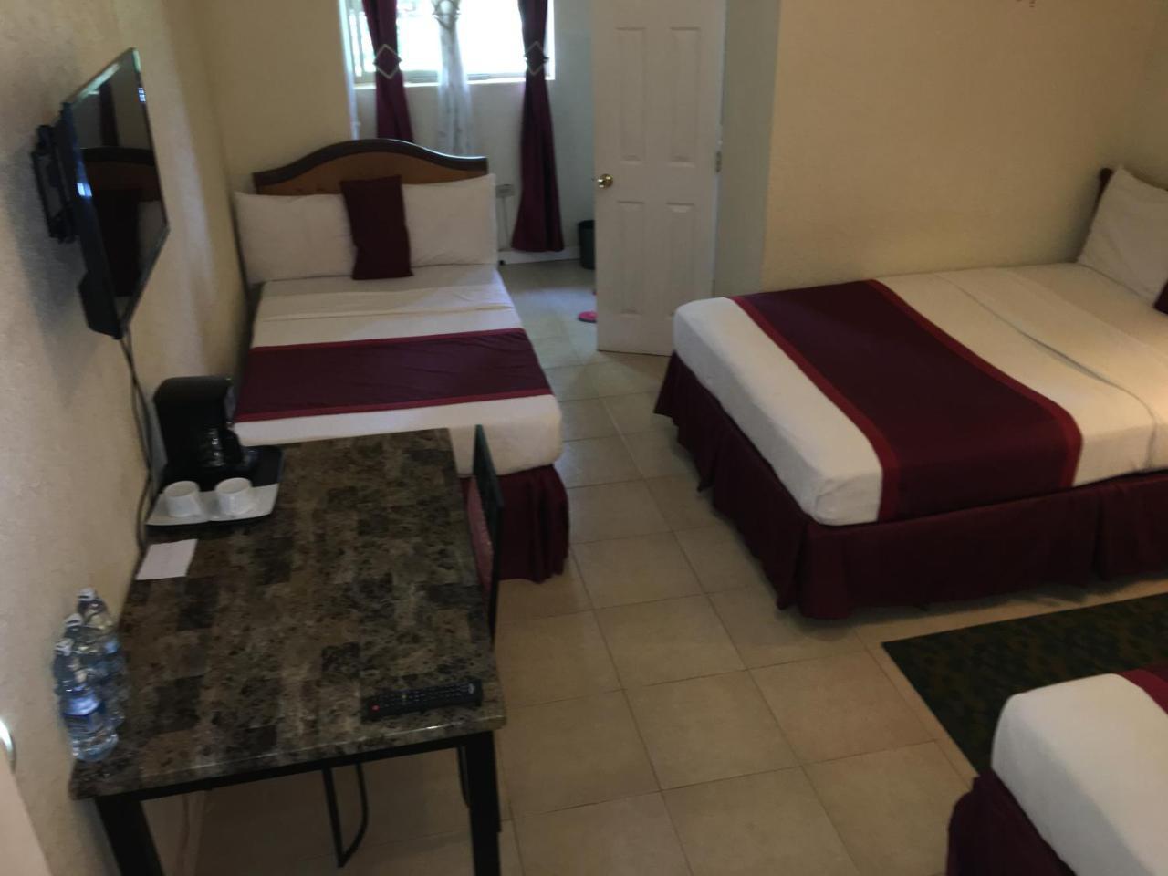 Executive Airport Hotel Ентебе Екстериор снимка